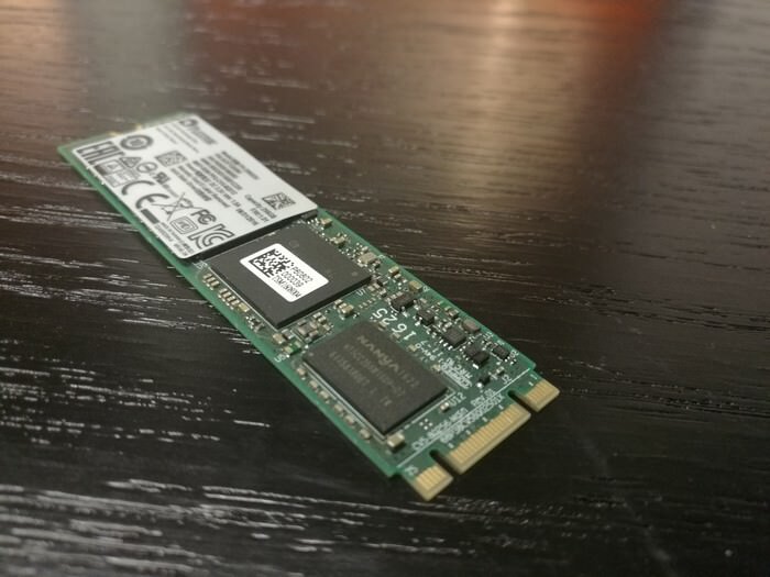 Plextor S2G M2 SSD (vista lateral)